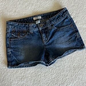 SO Wear It Declare It Medium Wash 100% Cotton Denim Short 3
